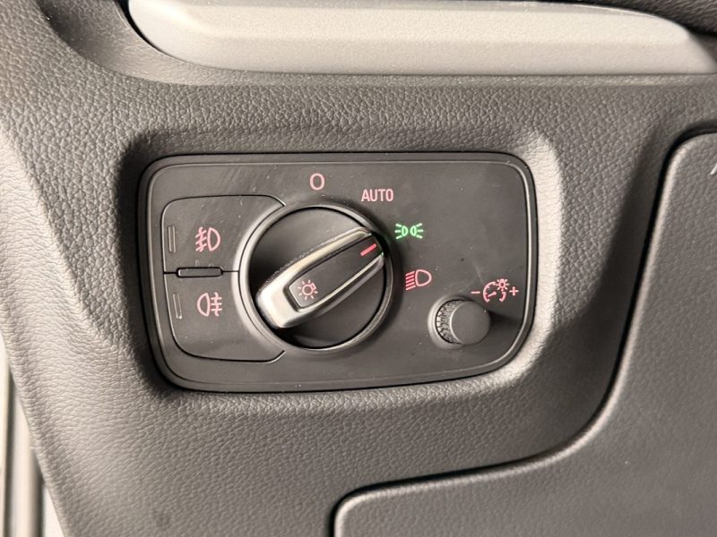 AUDI A3 1.6 L TDi -  105 ch - SIEGES CHAUFFANTS - SUIVI COMPLET - RIEN À PRÉVOIR -  