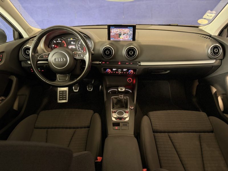 AUDI A3 1.6 L TDi -  105 ch - SIEGES CHAUFFANTS - SUIVI COMPLET - RIEN À PRÉVOIR -  