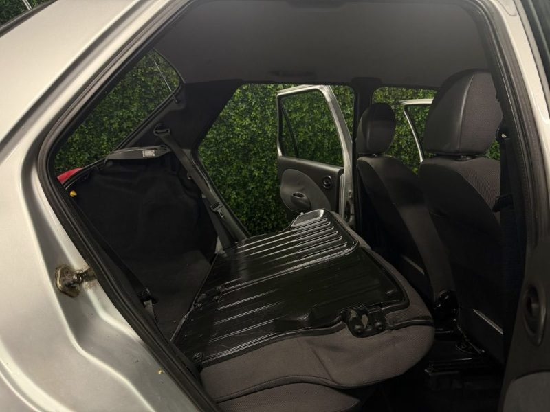 FORD FIESTA III (2) 1.3 60 Cv - VENTE EN ETAT / EMBRAYAGE A PREVOIR