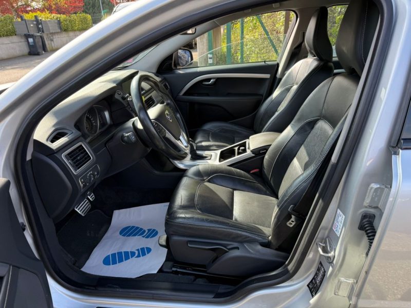 VOLVO V70 2.0d BVA 8 GEARTRONIC MOMENTUM 181CV