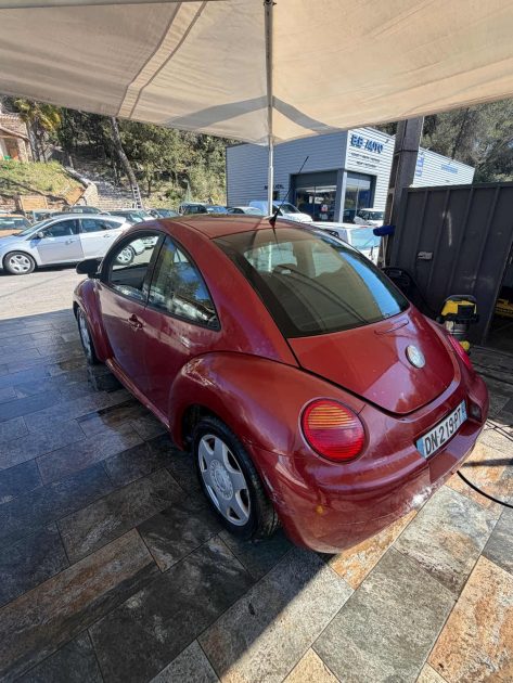 VOLKSWAGEN NEWBEETLE 2.0 1999 A MARCHANT 