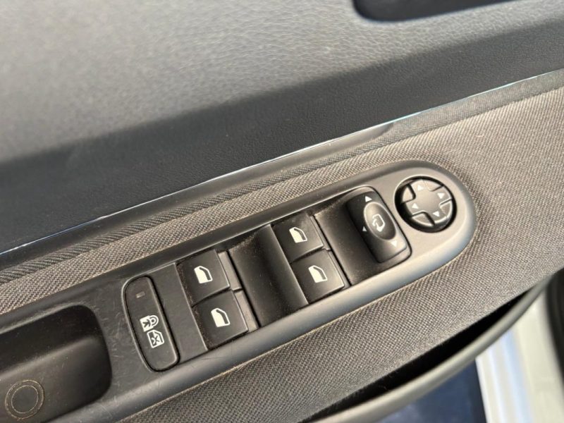 🚗 PEUGEOT 3008 1.6 HDI115 ⚙️ Régulateur 🚀 Radar recul 📡1ère main