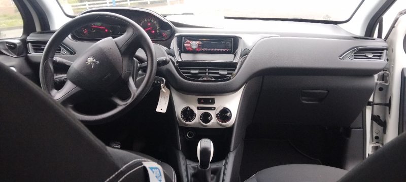 PEUGEOT 208 1.4 HDI 68 CV AN 14 PROPRE 112 KM