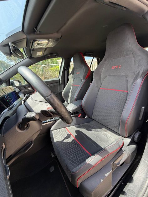 VOLKSWAGEN GOLF GTI CLUBSPORT 300 DSG7 