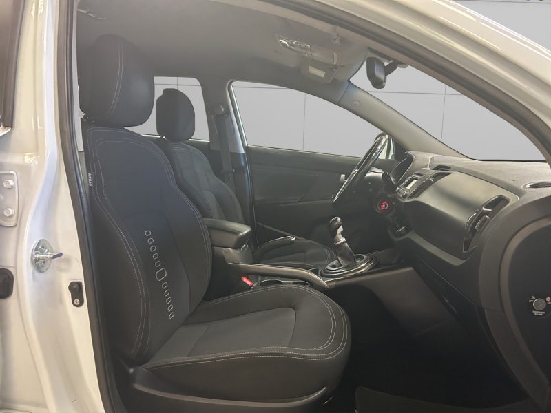 KIA SPORTAGE 1.7 CRDI 115 STYLE *CAMERA DE RECUL* 2WD