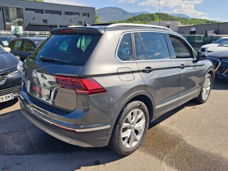 VOLKSWAGEN TIGUAN  2.0 TDI 150 CV 4MOTION DSG CARAT TOIT OUVRANT PANORAMIQUE SUIVIE COMPLET VW 