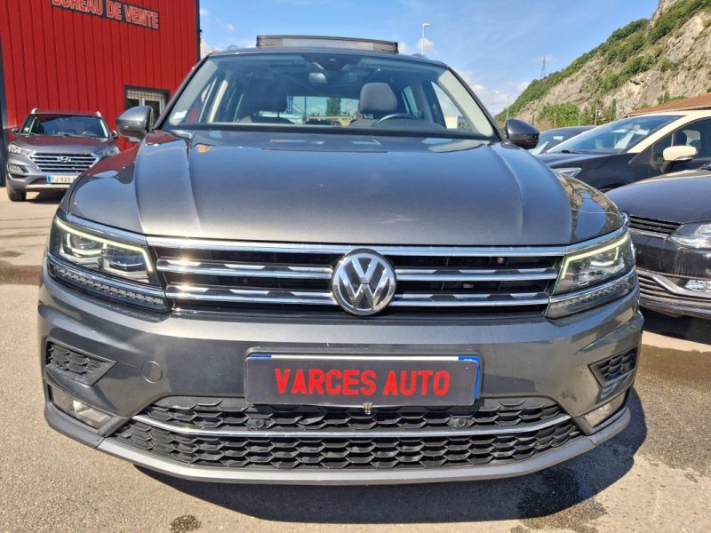 VOLKSWAGEN TIGUAN  2.0 TDI 150 CV 4MOTION DSG CARAT TOIT OUVRANT PANORAMIQUE SUIVIE COMPLET VW 