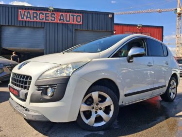 PEUGEOT 3008 1.6 HDI 115CV TOIT PANORAMIQUE SUIVIE PEUGEOT DISPONIBLE 