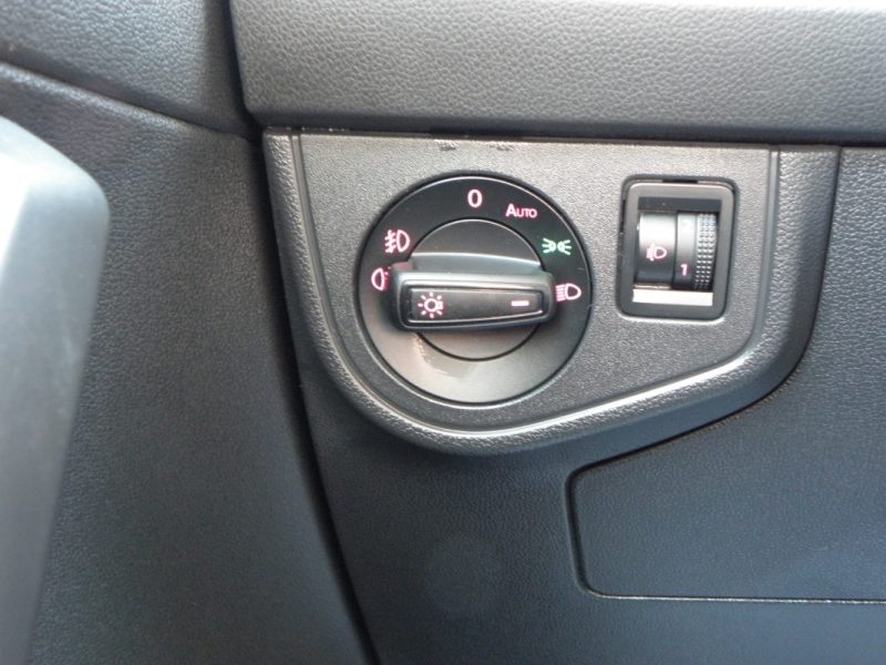 VOLKSWAGEN  POLO VI 1.0 TSI CONNECT 95 CH - 5CH 2019