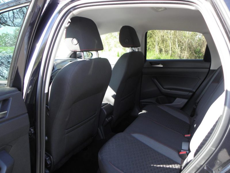 Volkswagen  Polo VI 1.0 TSI 95ch Connect • 2ème main • Entretien Volkswagen