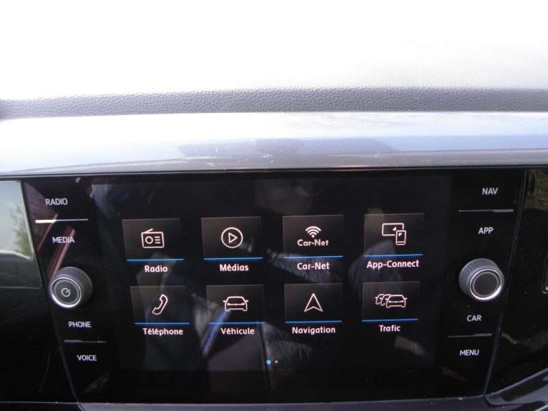Volkswagen  Polo VI 1.0 TSI 95ch Connect • 2ème main • Entretien Volkswagen