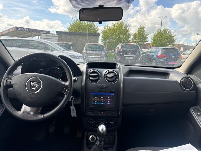 DACIA  DUSTER 1.6 SCE 115 LAUREATE 4X4 
