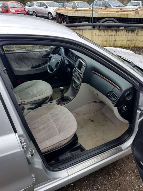 LANCIA LYBRA 2.4 JTD LX 1ER MAIN