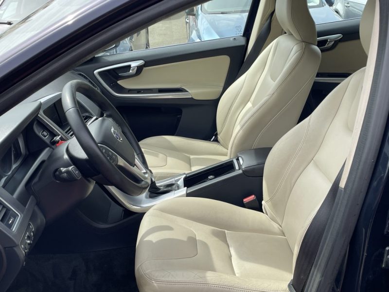 VOLVO XC60  D3 2.0L 149CV  GARANTIE 3/12 MOIS 2016