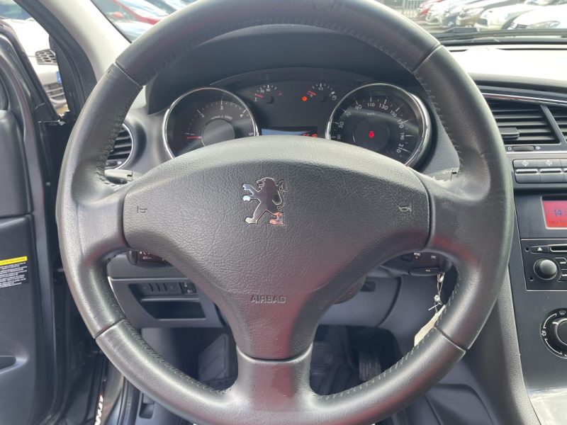 PEUGEOT 5008 1.6 HDI 110CV    GARANTIE 3/12 MOIS 2010