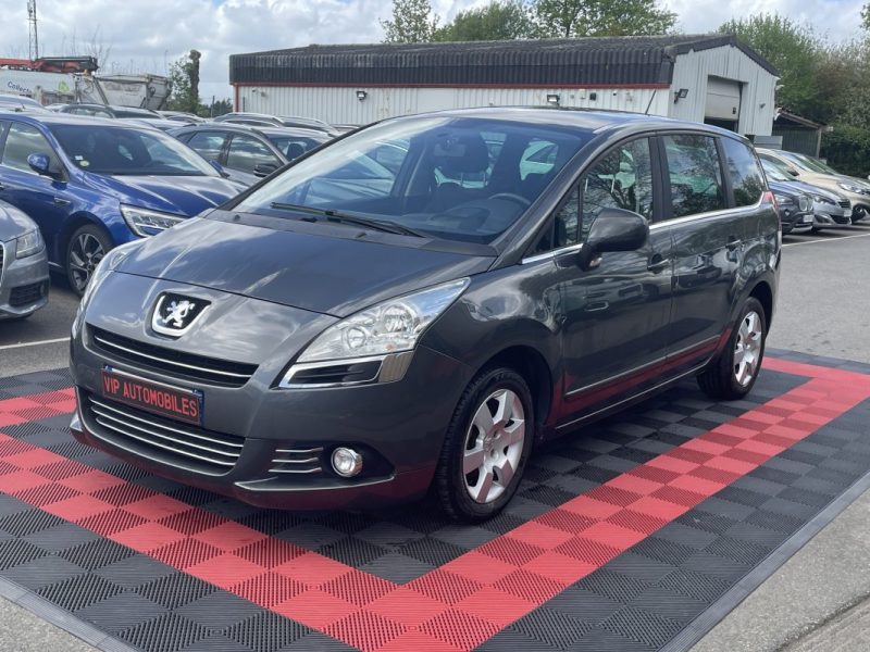PEUGEOT 5008 1.6 HDI 110CV    GARANTIE 3/12 MOIS 2010