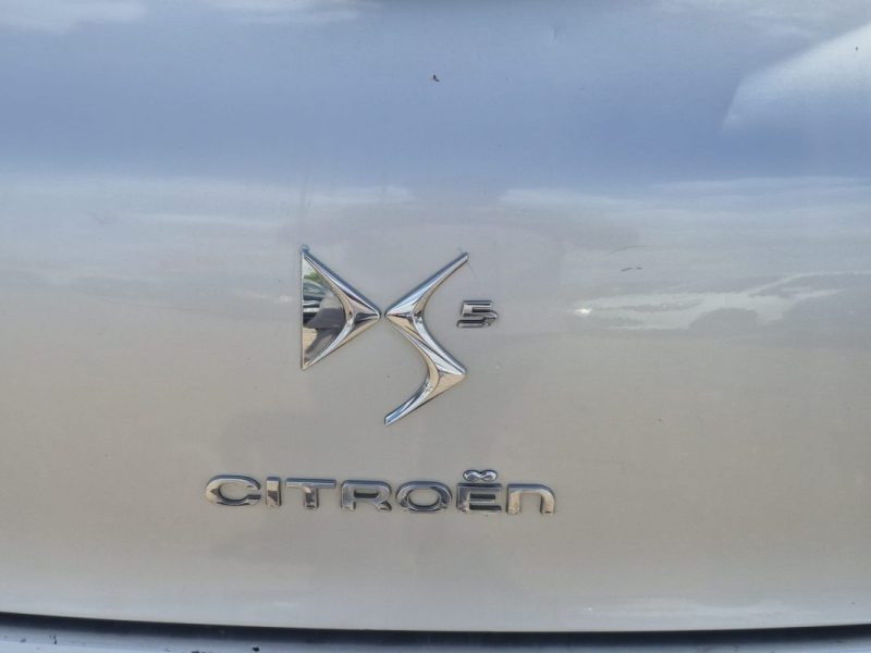 CITROËN DS5 1.6 e-HDi FAP 16V 114 cv TRES BON ETAT