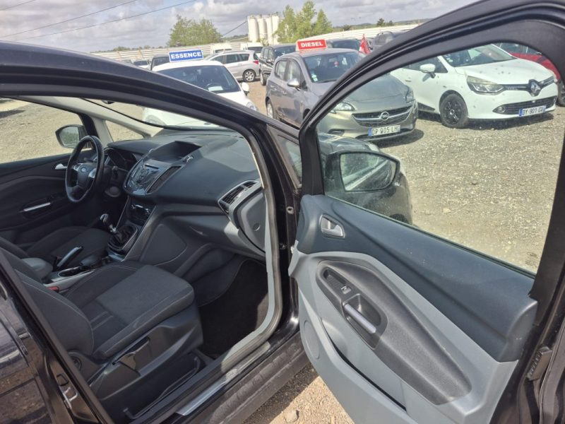 FORD C-Max Grand C-Max II 1.6 TDCi 115 cv 7 PLACES TRES BON ETAT