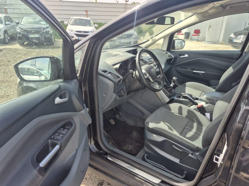 FORD C-Max Grand C-Max II 1.6 TDCi 115 cv 7 PLACES TRES BON ETAT