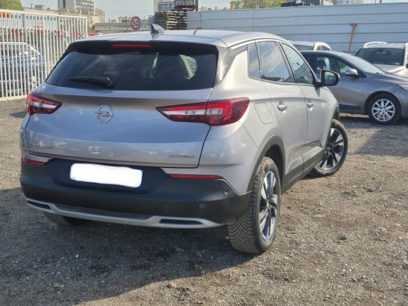 OPEL Grandland X 1.5 CDTI  130 cv  TRES BON ETAT
