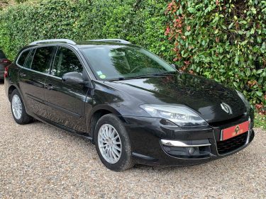 RENAULT LAGUNAIII 2.0 DCI 130 BLACK EDITION 2011