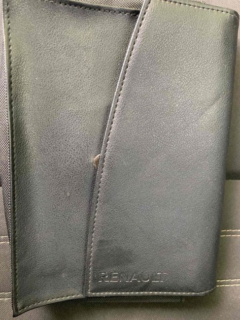 RENAULT LAGUNAIII 2.0 DCI 130 BLACK EDITION 2011