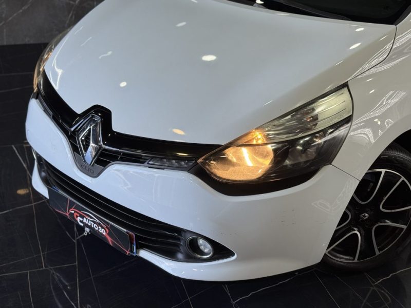 RENAULT CLIO IV Société 1.5 DCI 75 GENERIQUE 2014