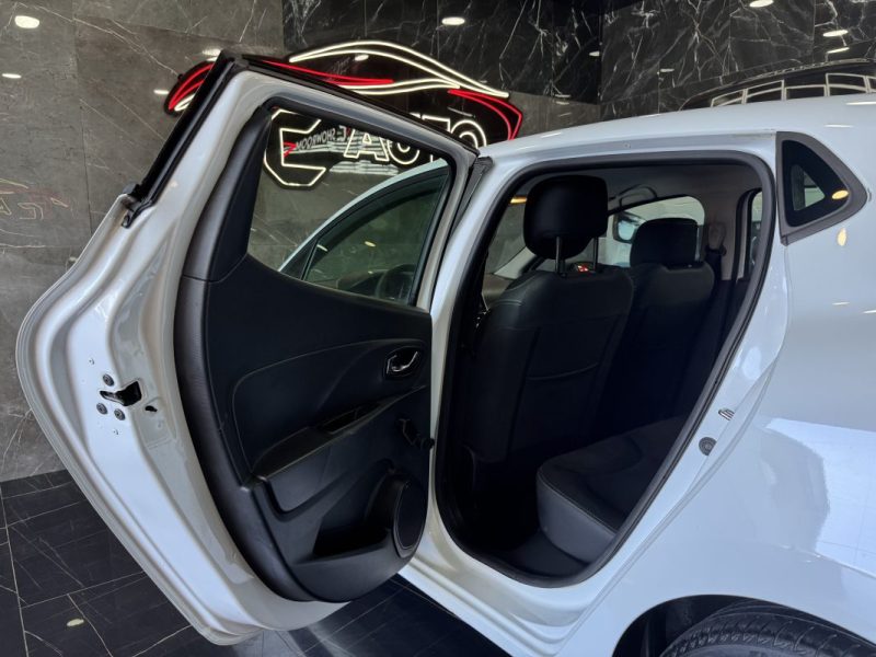 RENAULT CLIO IV Société 1.5 DCI 75 GENERIQUE 2014