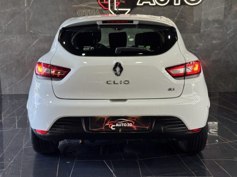 RENAULT CLIO IV Société 1.5 DCI 75 GENERIQUE 2014