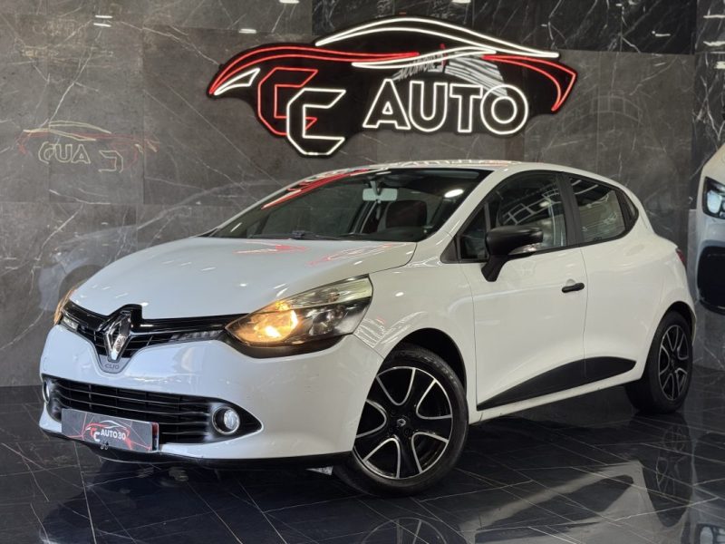 RENAULT CLIO IV Société 1.5 DCI 75 GENERIQUE 2014