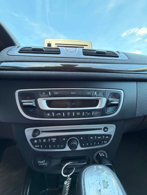 RENAULT MEGANE 3 1.5 DCI 110 XV DE FRANCE EDC