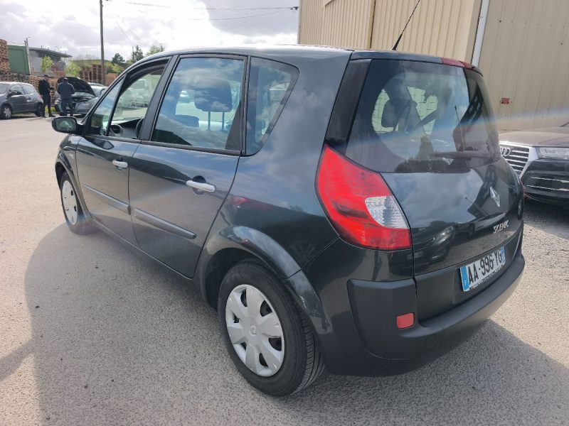 RENAULT SCENIC EXCEPTION 1.5DCI 105 2009