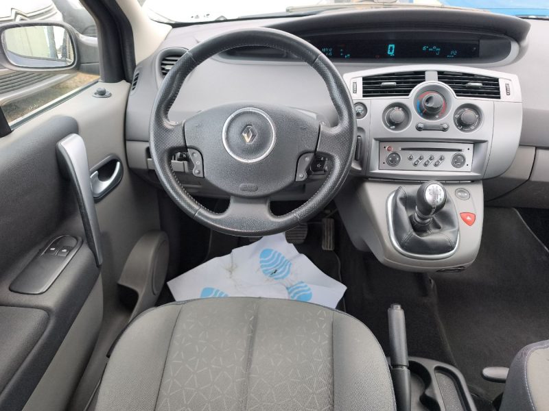 RENAULT SCENIC EXCEPTION 1.5DCI 105 2009
