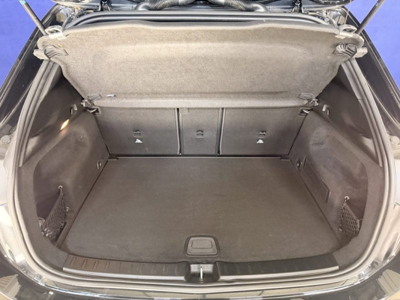 MERCEDES GLA 200d - PROGRESSIVE LINE - 150 ch - BV 8G-DCT - RIEN À PRÉVOIR 
