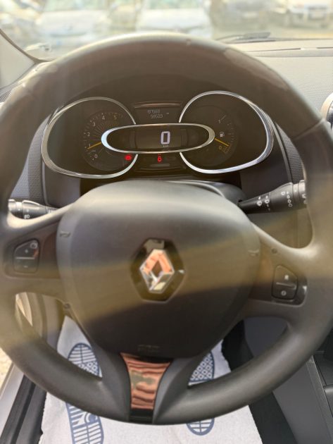 RENAULT CLIO IV SOCIETE 1.5 DCI 75 GENERIQUE 2014