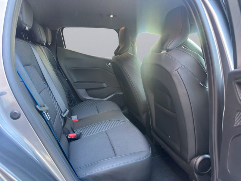 RENAULT CLIO ESPRIT ALPINE E-TECH FULL HYBRID 145 GSR2 