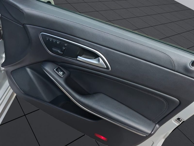 MERCEDES CLA 220 CDI INSPIRATION 7G-DCT