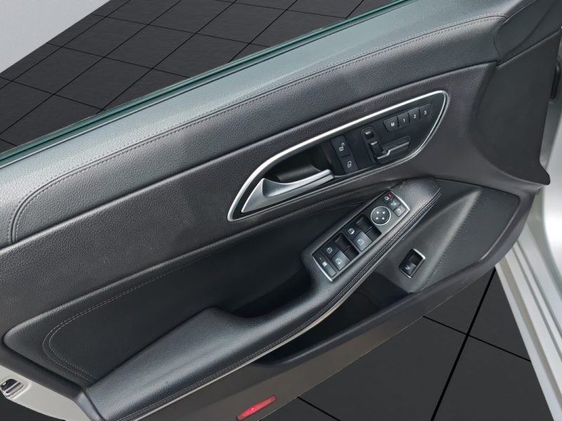 MERCEDES CLA 220 CDI INSPIRATION 7G-DCT