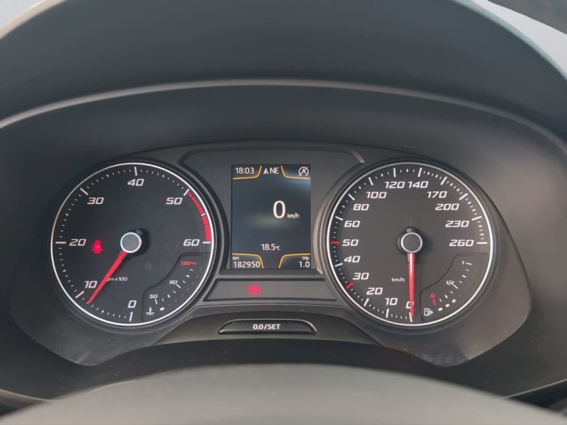 SEAT LEON 2.0 TDI 150CH FAP STYLE START&STOP / 1ERE MAIN 