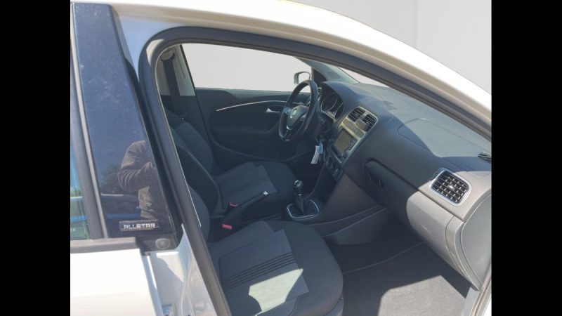 VOLKSWAGEN POLO 1.2L 90 ch ALLSTAR 2017