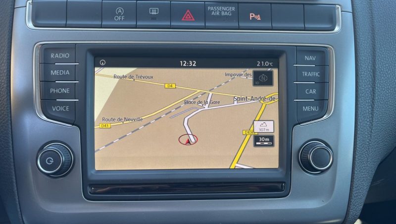 VOLKSWAGEN POLO 1.2L 90 ch ALLSTAR 2017