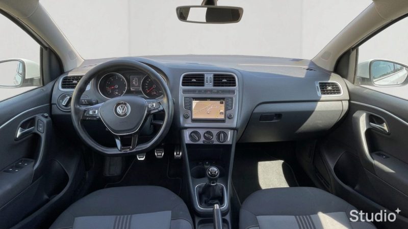 VOLKSWAGEN POLO 1.2L 90 ch ALLSTAR 2017