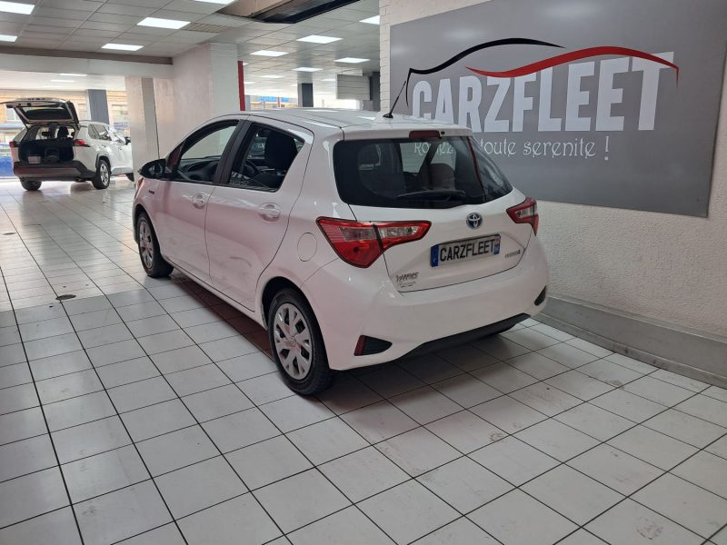 TOYOTA YARIS HYBRIDE 100cv FRANCE BUSINESS/1 ERE MAIN