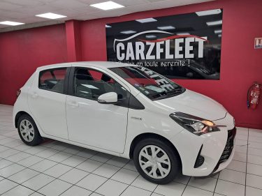 TOYOTA YARIS HYBRIDE 100cv FRANCE BUSINESS/1 ERE MAIN