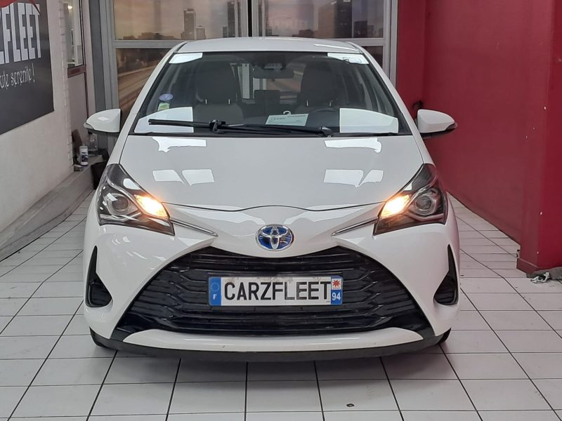 TOYOTA YARIS HYBRIDE 100cv FRANCE BUSINESS/1 ERE MAIN