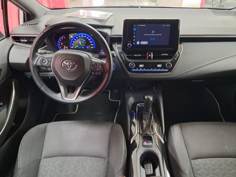 TOYOTA COROLLA TOURING SPORTS 122cv DYNAMIC BUSINESS/1 ERE MAIN/TVA RECUPERABLE