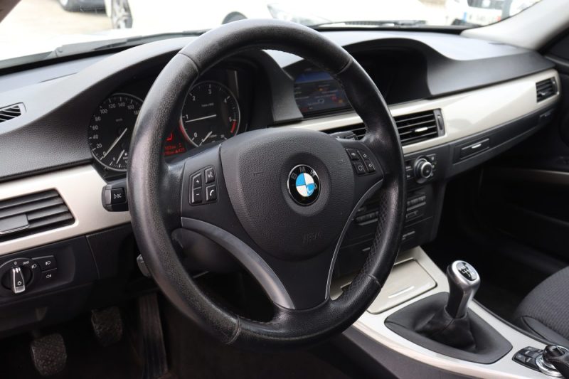 BMW 320D TOURING SPORT