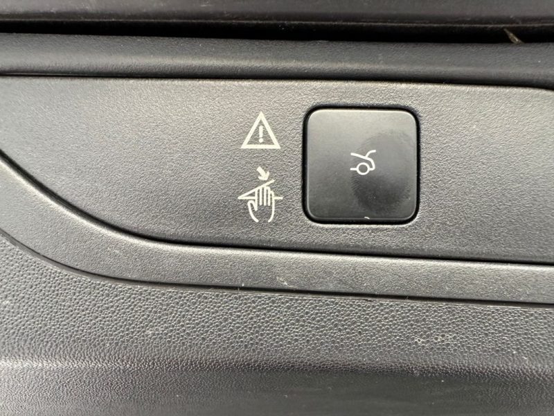 CITROEN C4 BLUEHDI 130CH S&S SHINE 