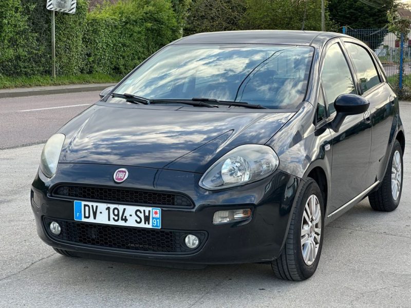 FIAT PUNTO 1.2 8V 70CH YOUNG 5P 2015
