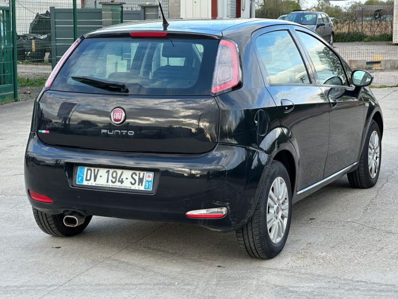 FIAT PUNTO 1.2 8V 70CH YOUNG 5P 2015